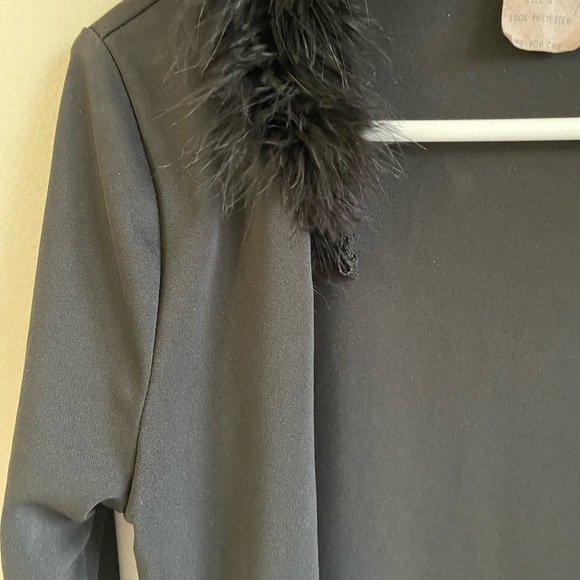 VINTAGE BLACK COVER UP MARABOU FUR TRIM COLLAR TIES LONG SLEEVE LA BELLE - Picture 6 of 12